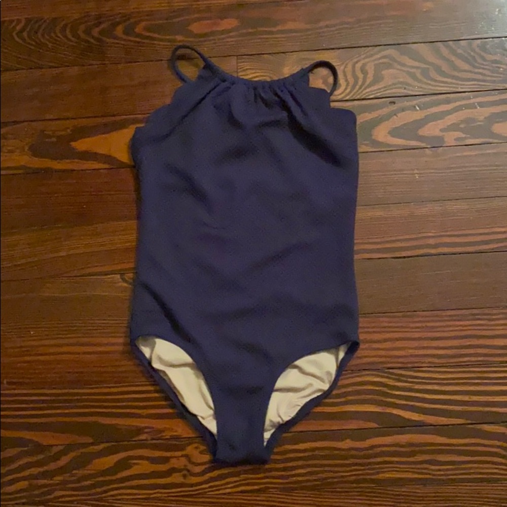 Girls one piece scallop top swimsuit